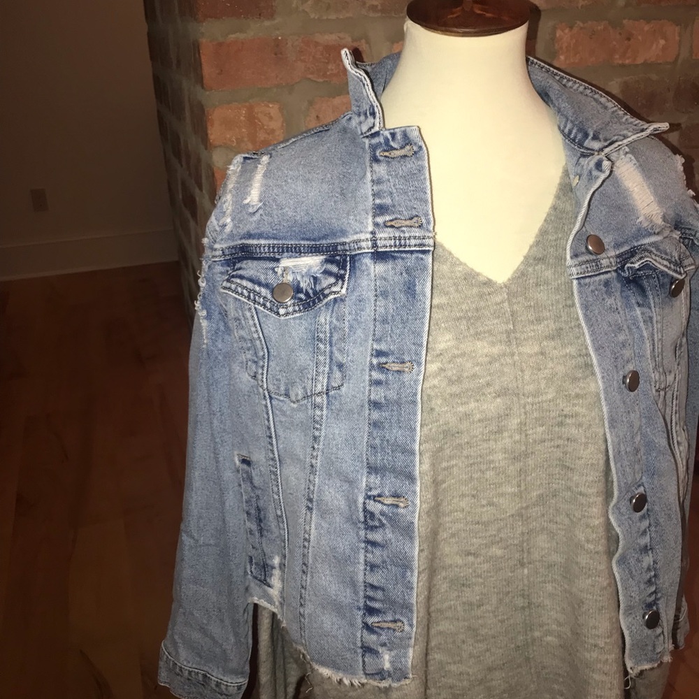 Women’s cropped Denim Jacket